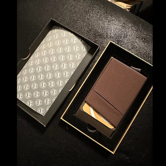 Elegant Style Pop Up Wallet for Men and Women-RFID Blocking Slim Metal Card Case - Picture 2 of 7